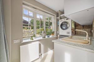 Photo 25- click for photo gallery